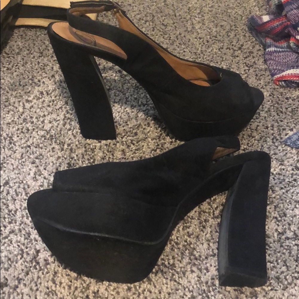 Chunky platform heels